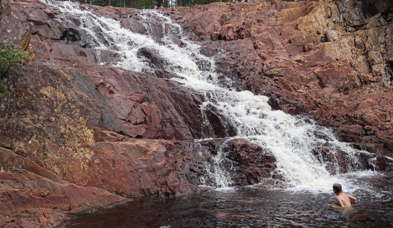 Stuga Ekesberget Stugby Ekshärad المظهر الخارجي الصورة